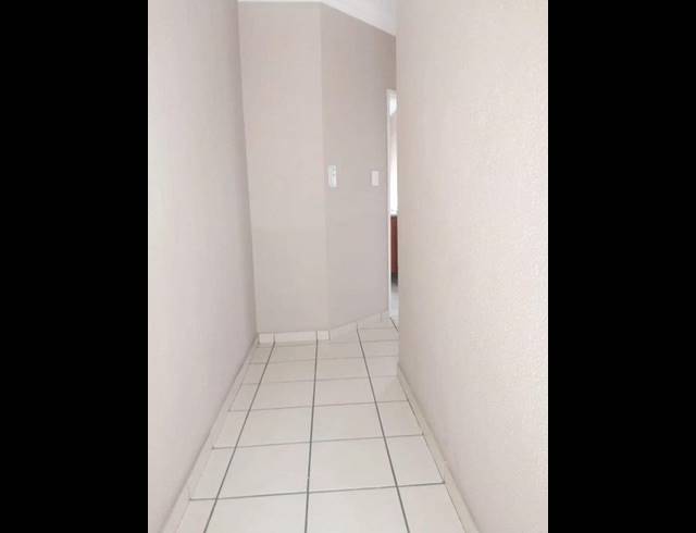 2 BEDROOM TOWNHOUSE FOR SALE IN FLORENTIA